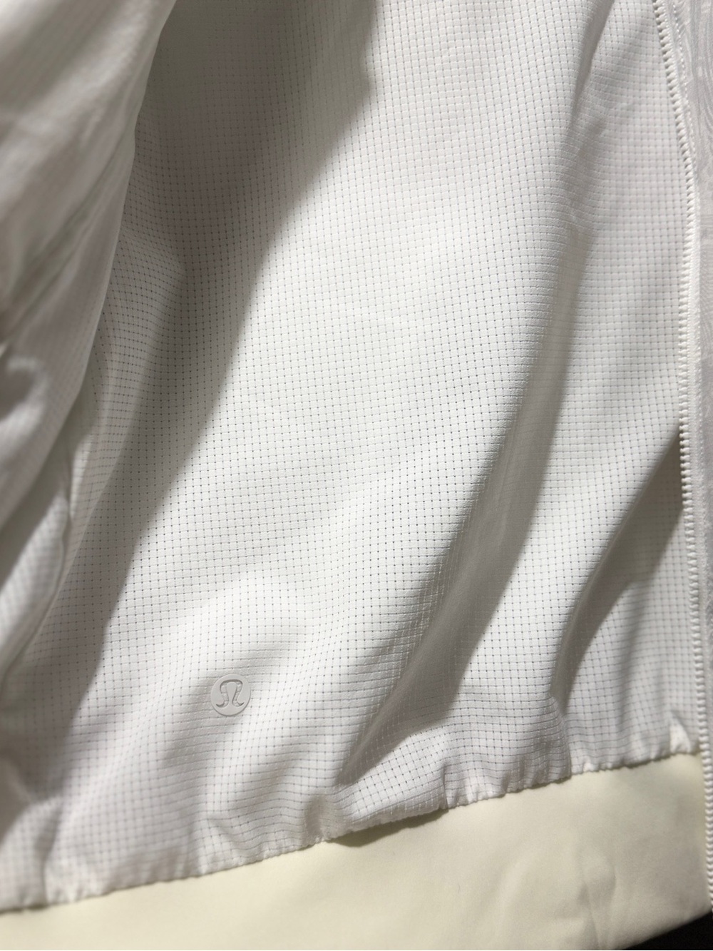 Lululemon Bomb Around Reversible Jacket - White - Picture 5 of 9